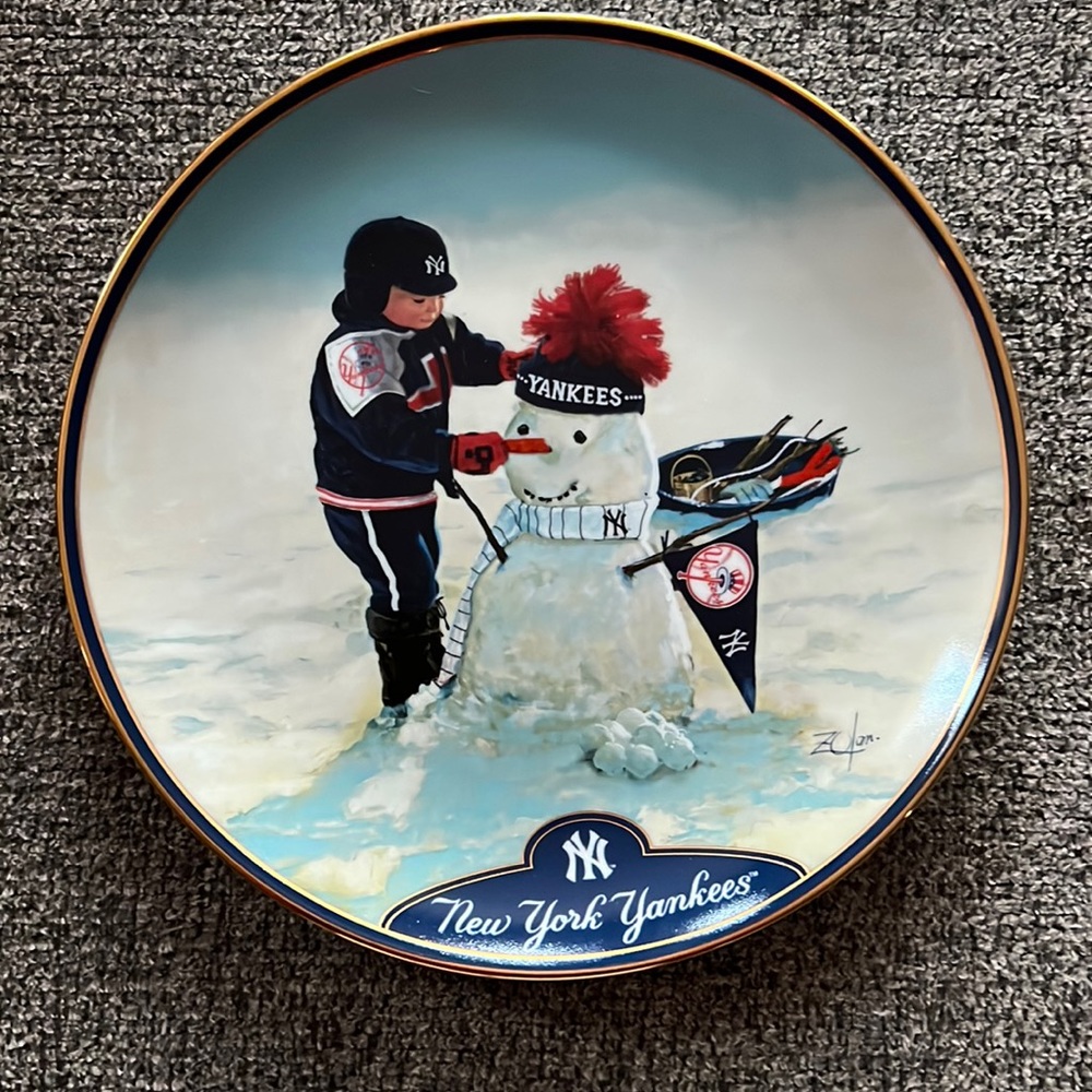 Littlest Yankees Plate Collection “The Off Season”